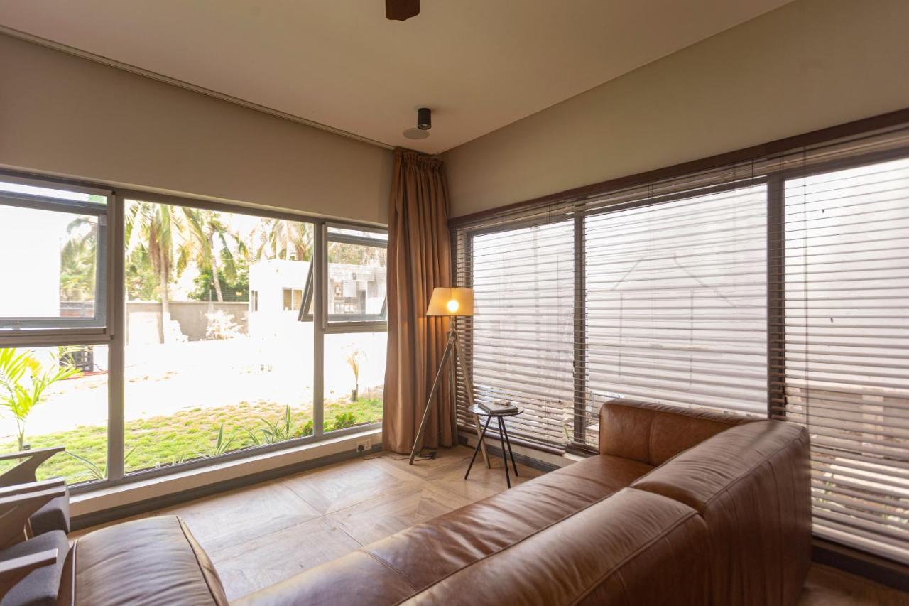 Serenity Residences & Spa - Kokrobite Beach Exterior photo