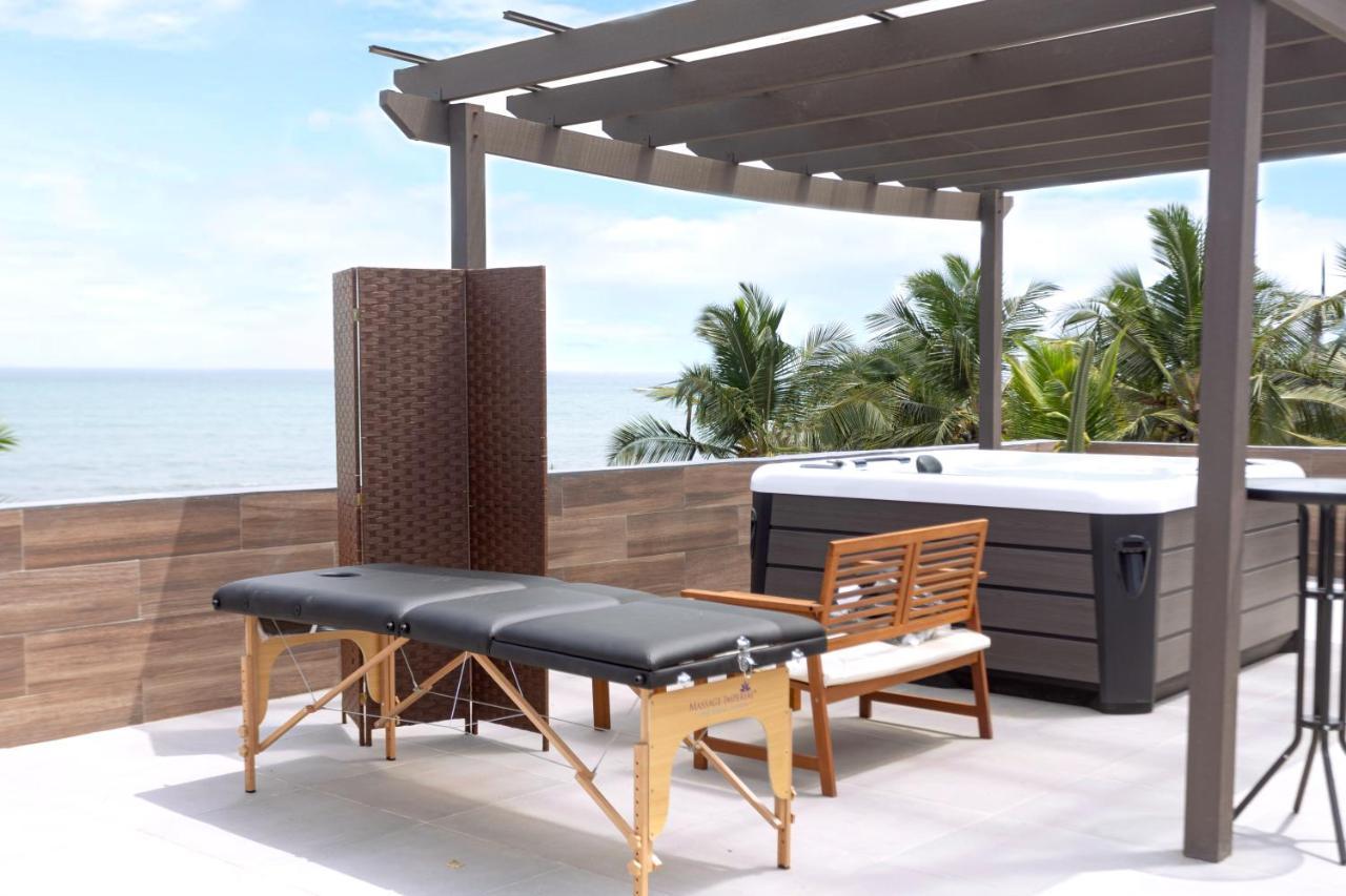Serenity Residences & Spa - Kokrobite Beach Exterior photo