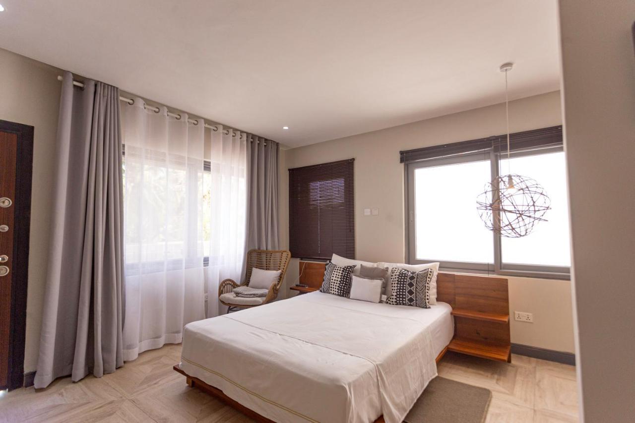 Serenity Residences & Spa - Kokrobite Beach Exterior photo