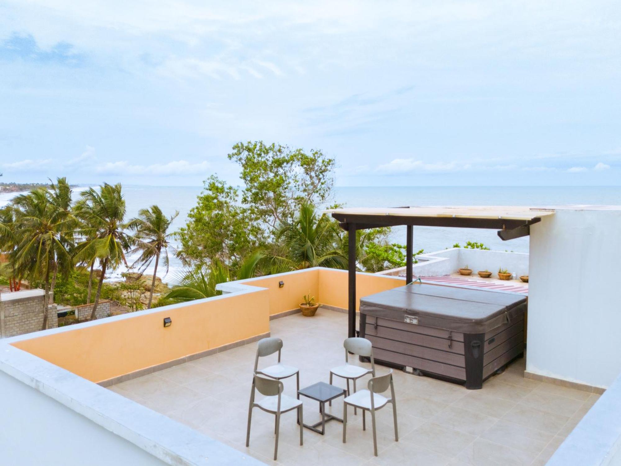 Serenity Residences & Spa - Kokrobite Beach Exterior photo